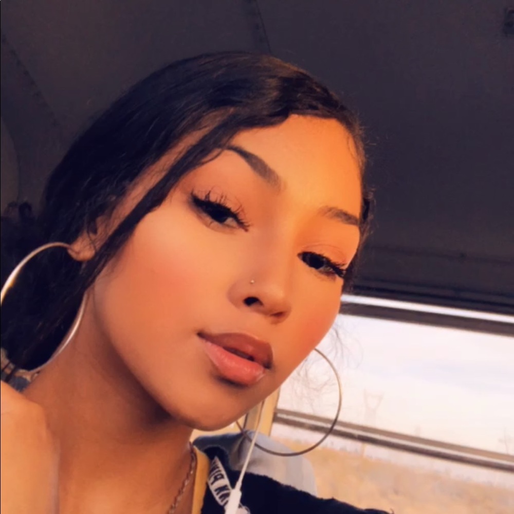 Meet your Posher, Talaja